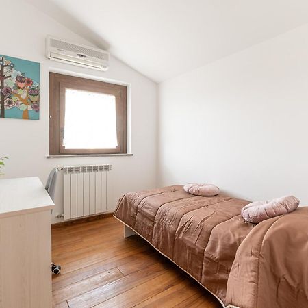 A Casa Di Fio' Villa Тревиняно Романо Екстериор снимка